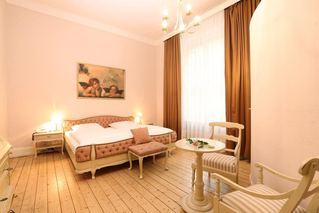 Hotel Amsterdam Гамбург Номер фото