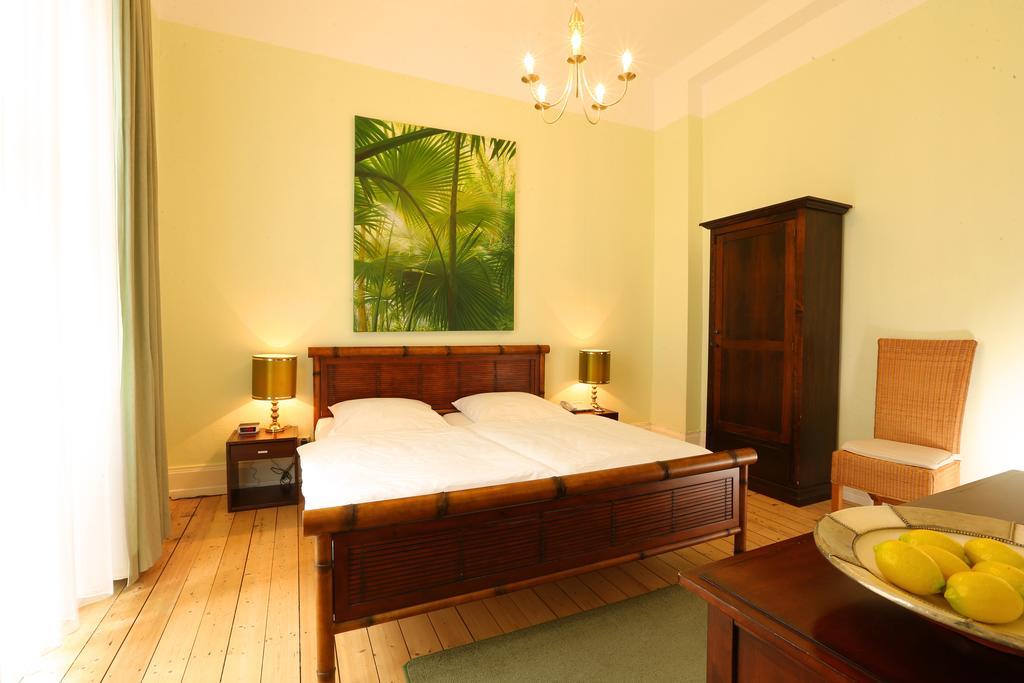 Hotel Amsterdam Гамбург Номер фото