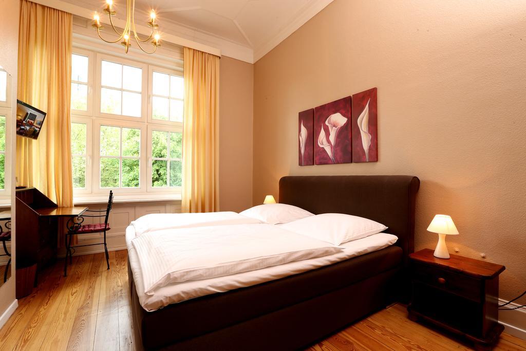 Hotel Amsterdam Гамбург Номер фото